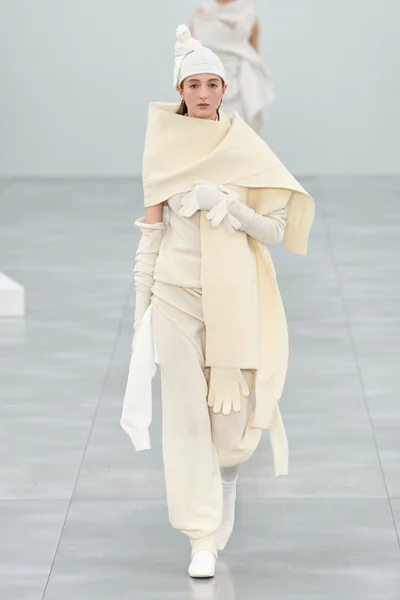Look 33